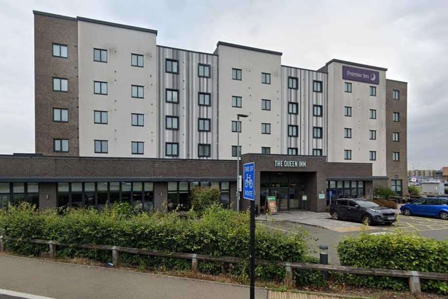 JD Wetherspoon kehrt nach drei Jahren nach West Bromwich zurück