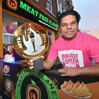 Wolverhampton vegetarian restaurant wins 'Curry Oscar' - here's why