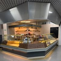 'Freshly baked happiness' - New bakery opens at West Midlands shopping centre