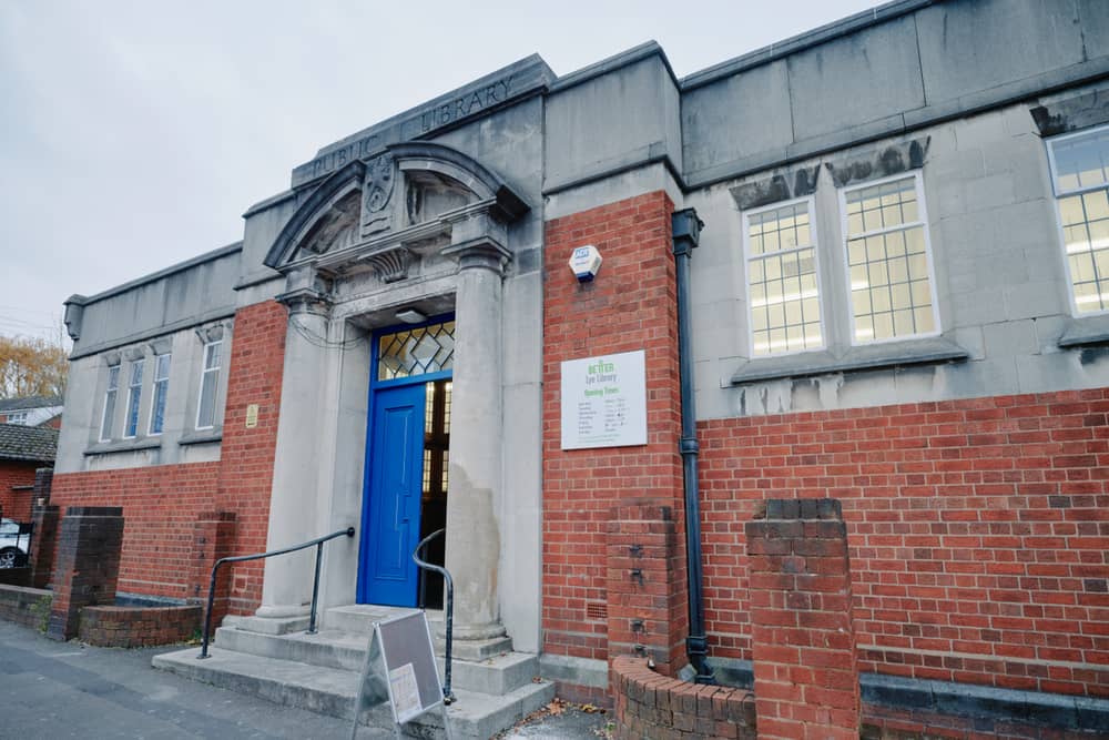Lye Library