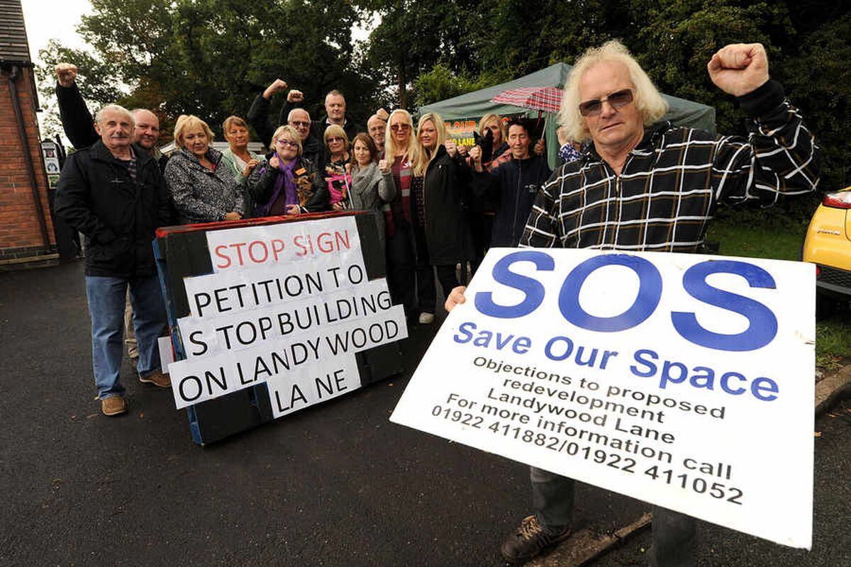 More than 1,000 say no to controversial housing estate