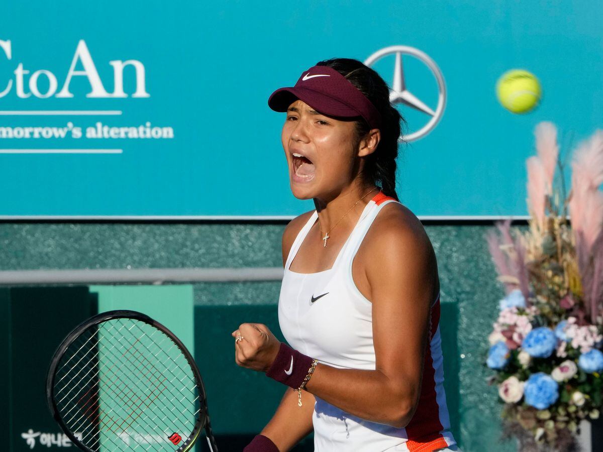 Emma Raducanu is through to the Korea Open semi-finals