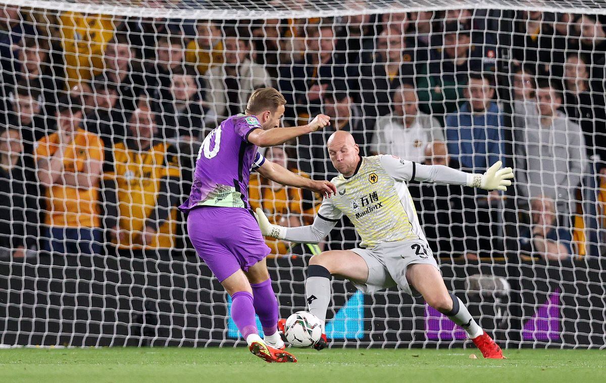 John Ruddy of Wolverhampton Wanderers during the Carabao Cup Third Round match between Wolverhampton Wanderers and Tottenham Hotspur at Molineux on September 22, 2021 in Wolverhampton, England. (Photo by Jack Thomas - WWFC/Wolves via Getty Images).