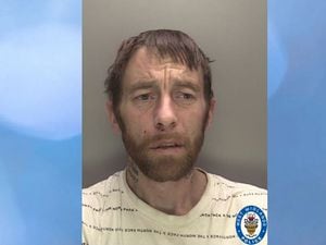 Peter Ellis is wanted on recall to prison for breaching his licence conditions (Image by West Midlands Police)