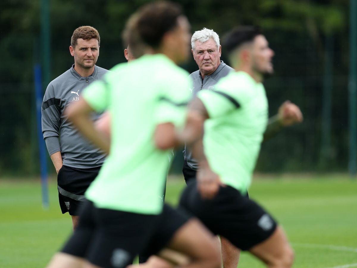WALSALL, ENGLAND - JUNE 24: Steve Bruce Head Coach / Manager of West Bromwich Albion and David Button of West Bromwich Albionat West Bromwich Albion Training Ground on June 24, 2022 in Walsall, England. (Photo by Adam Fradgley/West Bromwich Albion FC via Getty Images).