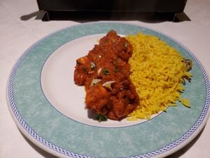 Chicken pathia with basmati rice