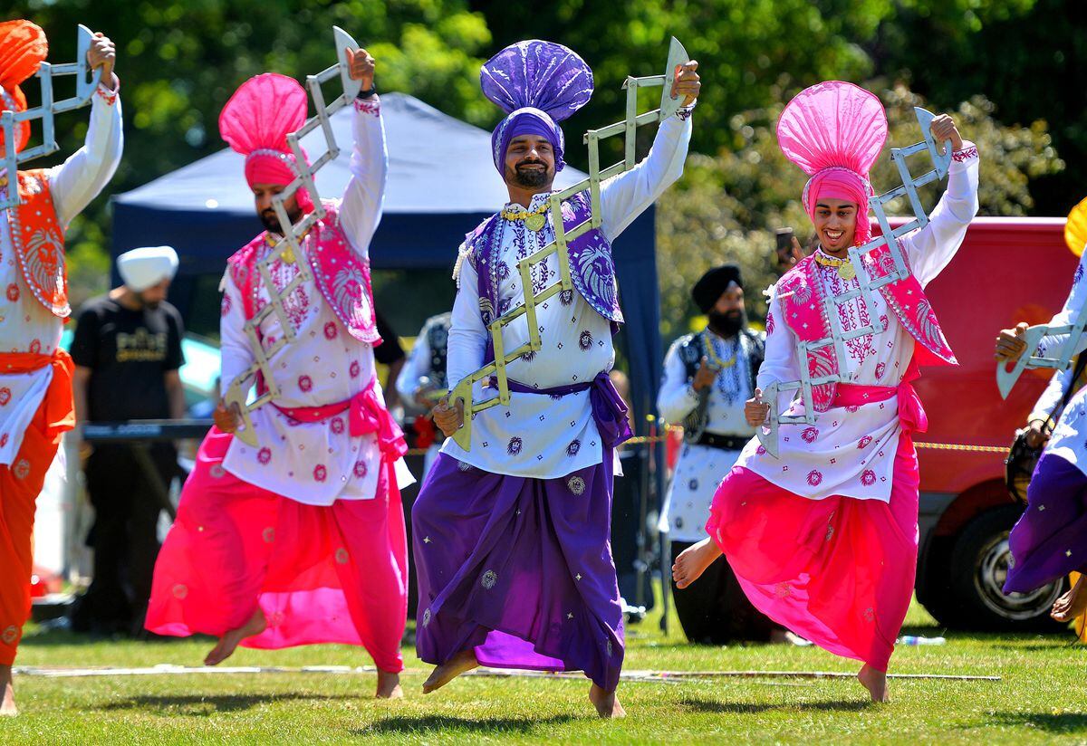 The Lions of Punjab entertain the crowds