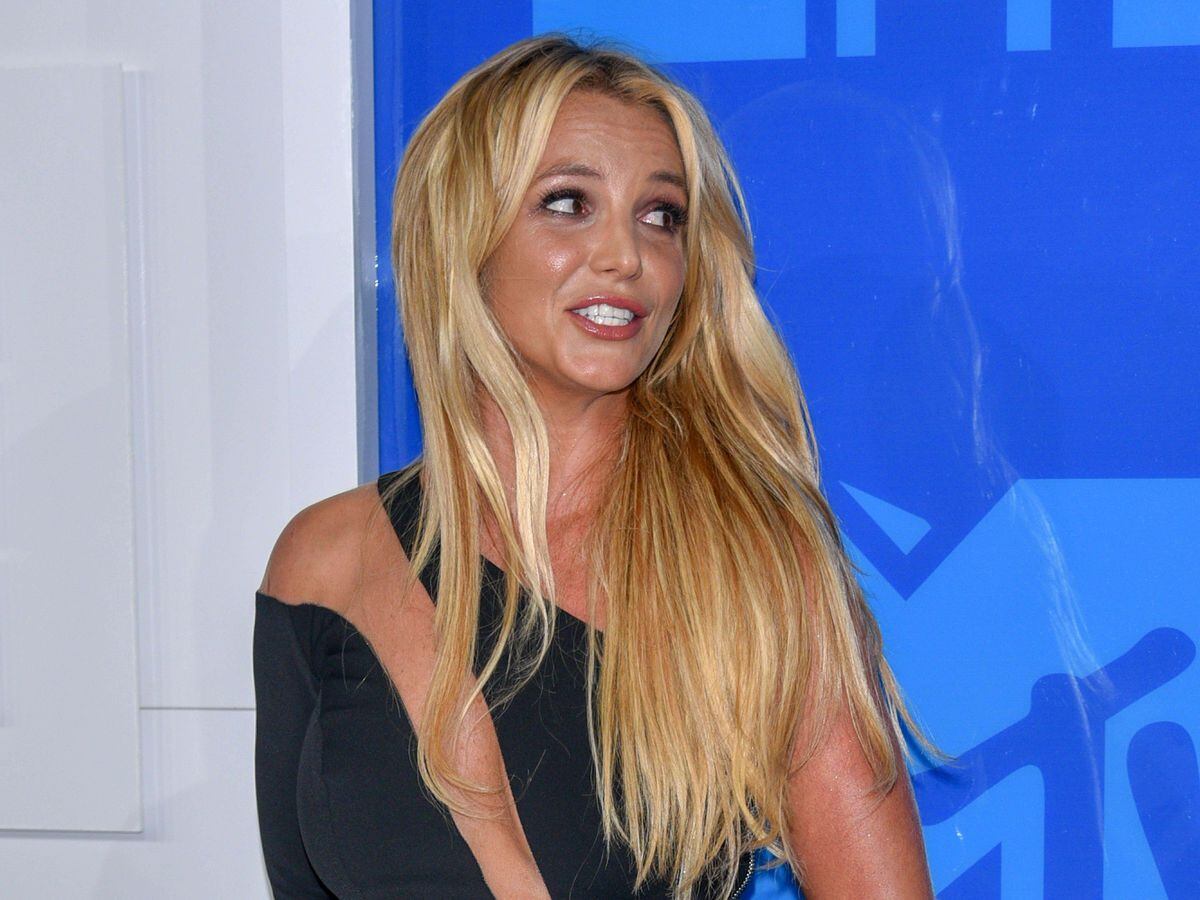 Singer Britney Spears attends the 2016 MTV Video Music Awards
