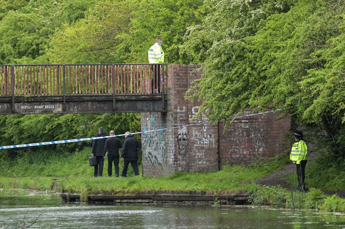 Police were called after the body of a baby was found in a canal. Photo: SnapperSK