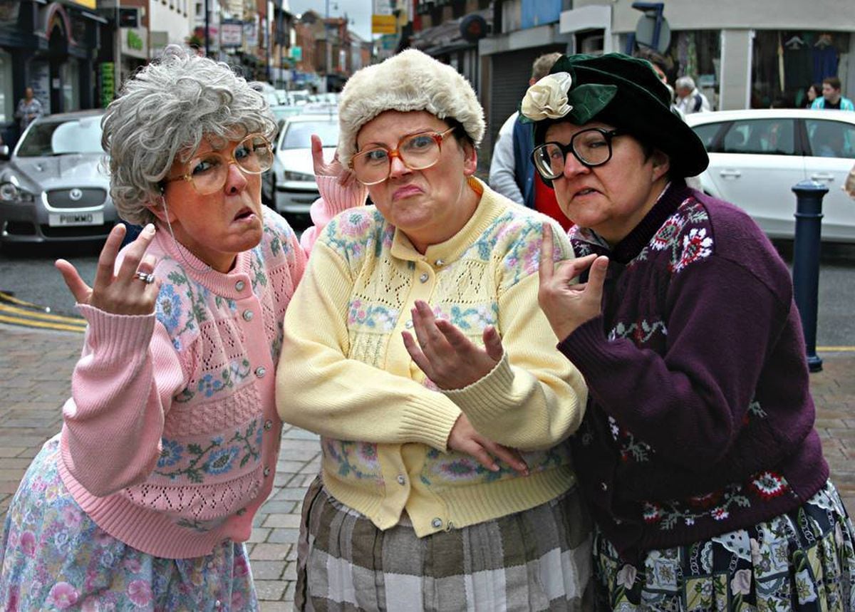 Бари бабушка. Три бабушки. Бабушки подружки. Три бабы. Три старые бабки.
