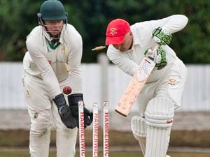Dean’s magnificent seven as Milford hammer hosts