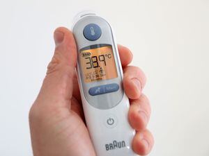 A digital ear thermometer