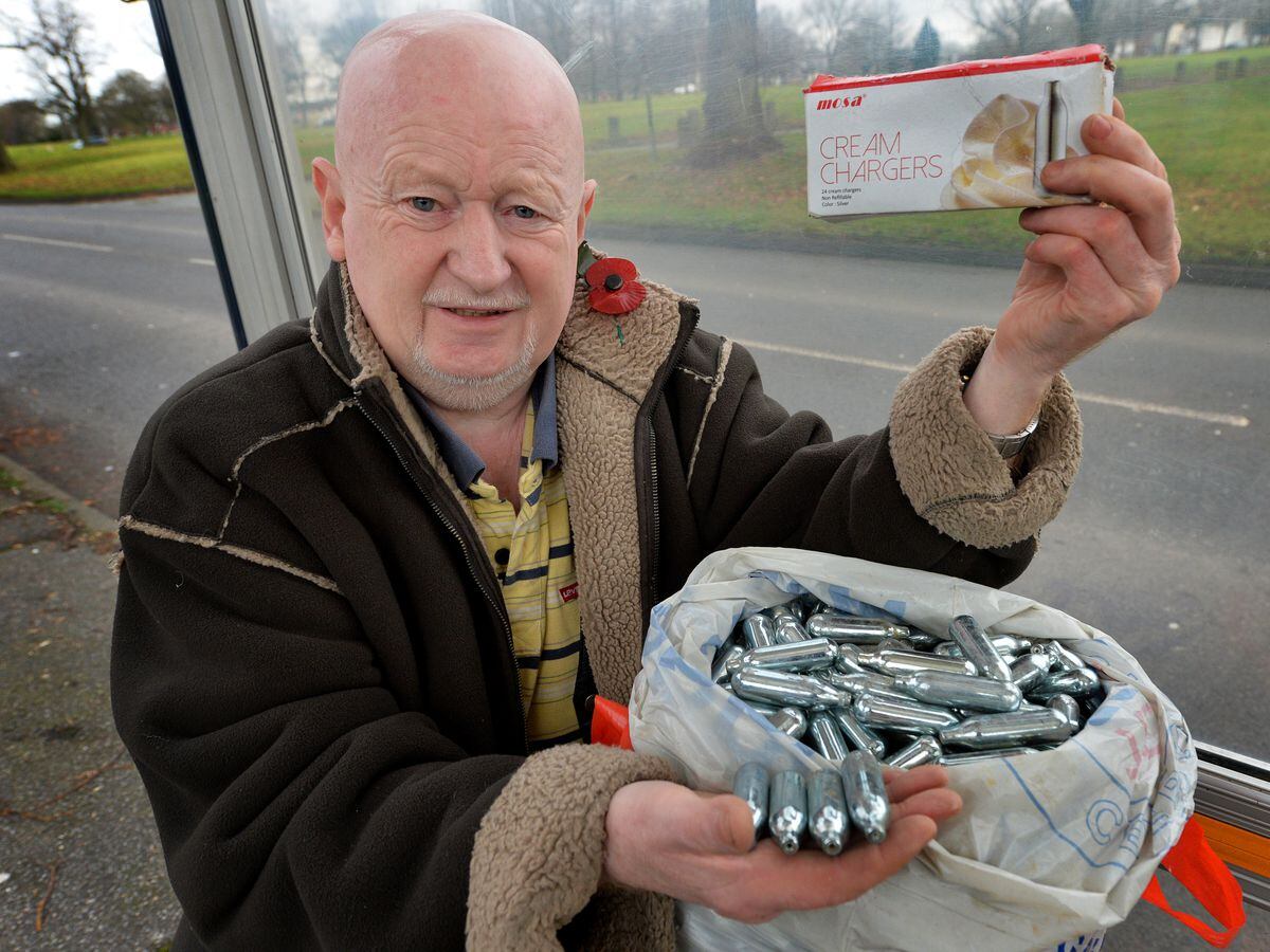 Minachting varkensvlees Actie One man's mission to highlight 'laughing gas' dangers with canister  collection | Express & Star