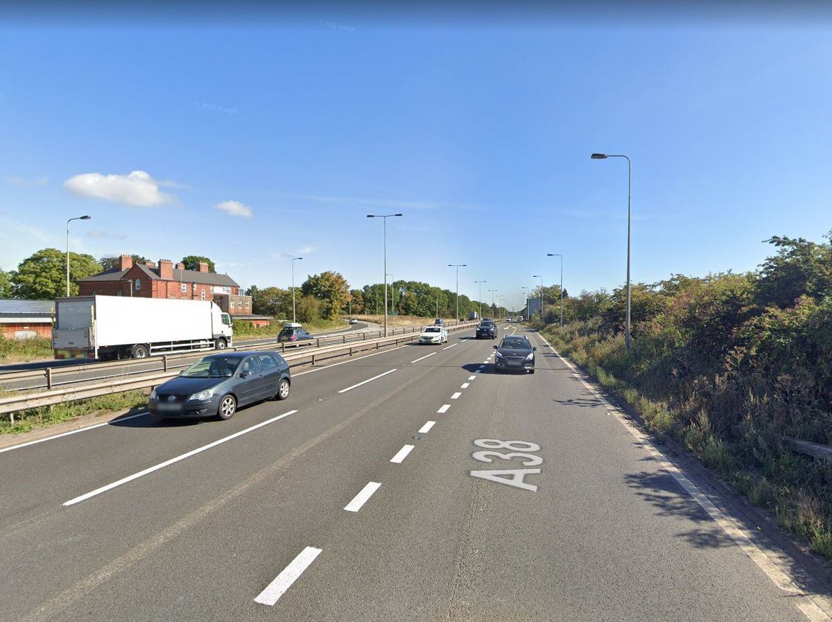 The A38 was closed on the southbound section between Walton-on-Trent and Burton-on-Trent. Photo: Google Street Maps