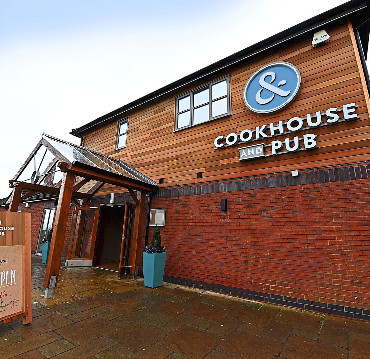Cookhouse & Pub, Wolverhampton Road, Oldbury