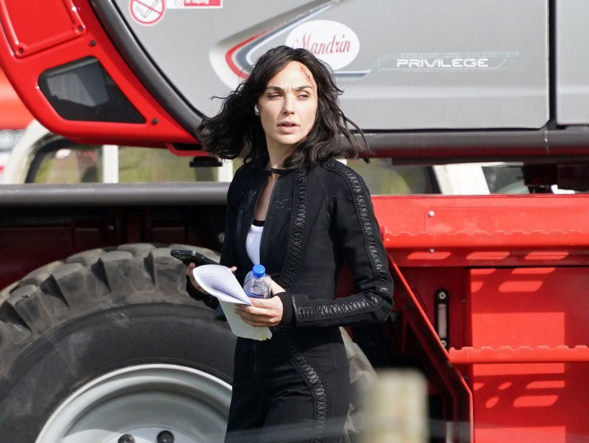 Gal Gadot was filming scenes for the upcoming Netflix production 'Heart of Stone' at the RAF Museum in Cosford, Shropshire. Photo: SplashNews.com