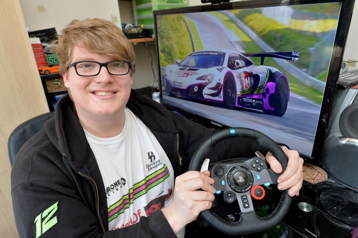 Motoring enthusiast Drew Hanslow will be driving 200 laps in 27 hours without sleep to raise money for the charity Speed Of Sight