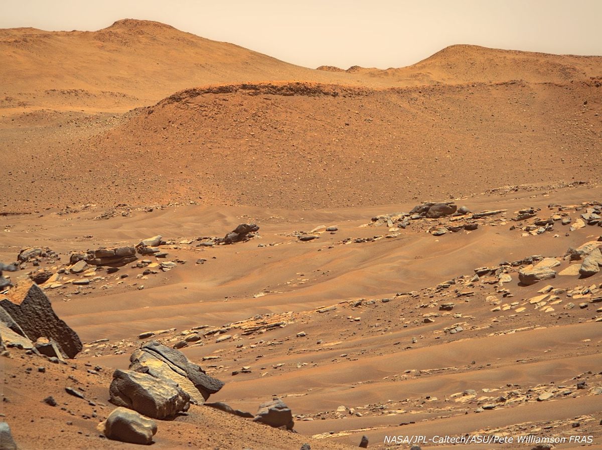 The rocky Martian terrain 