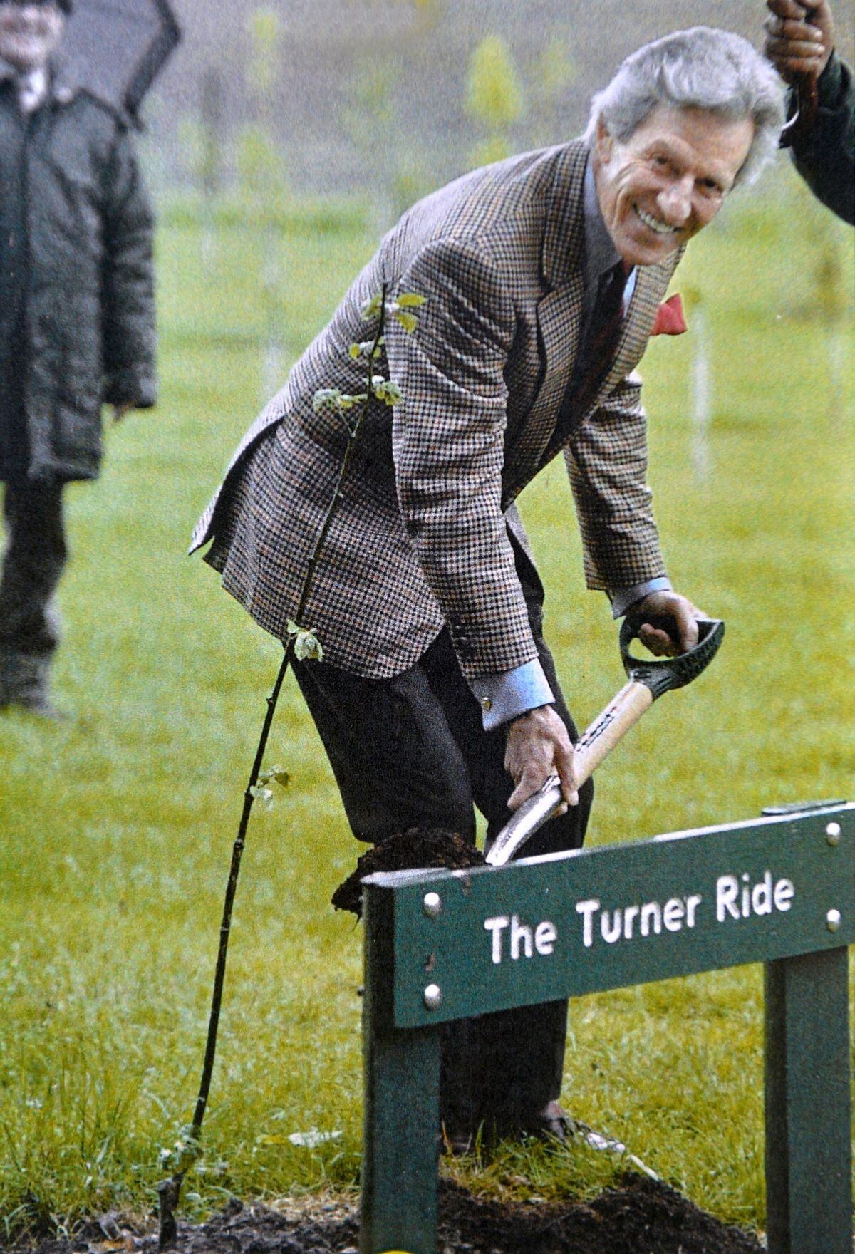 Lord Lichfield at the opening in 2002