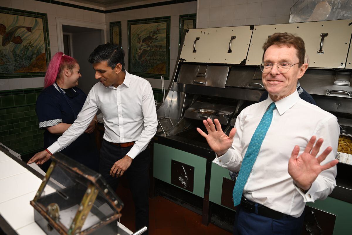 Rishi Sunak with mayor Andy Street at the Black Country Living Museum [Getty]