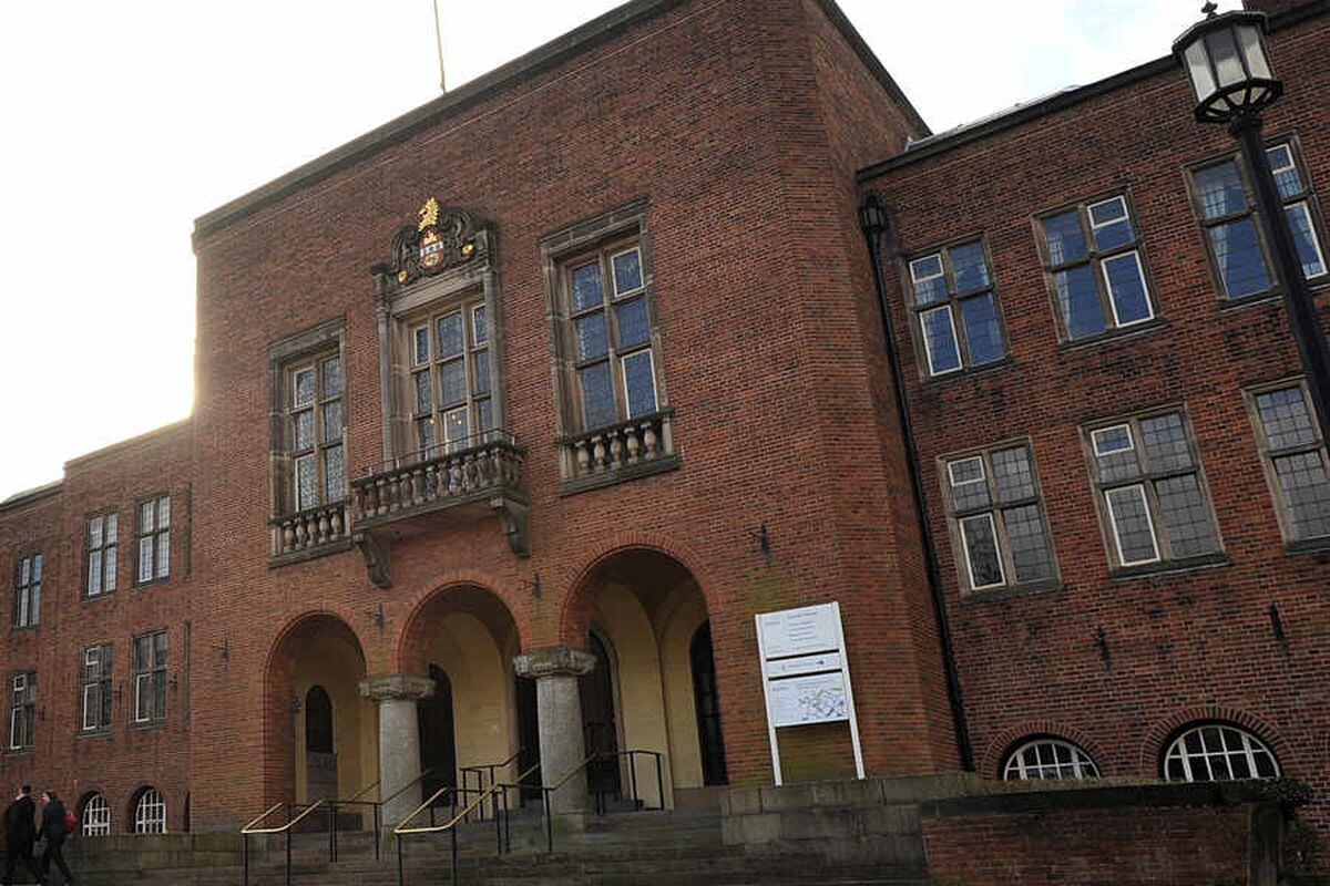 council-tax-is-frozen-in-dudley-but-cuts-are-coming-express-star