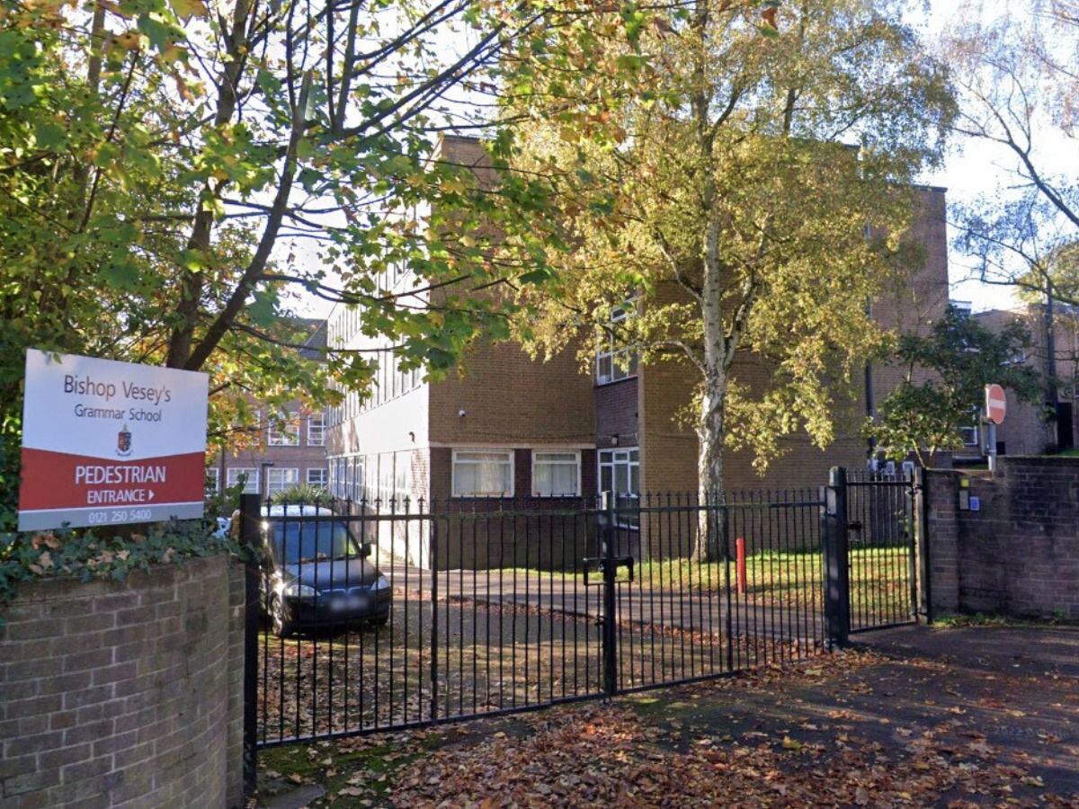 Bishop Vesey's Grammar School, Lichfield Road, Sutton Coldfield. Source: Google SV