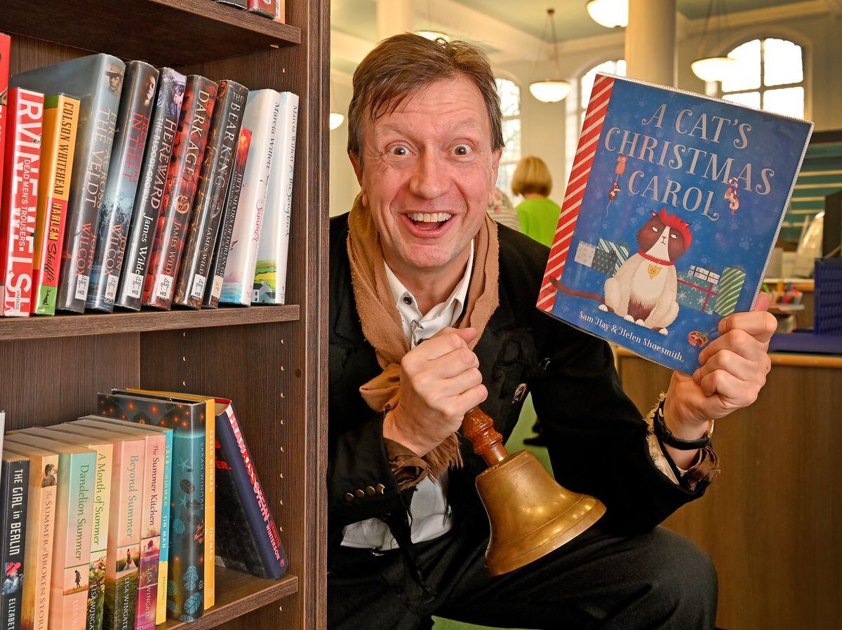 Phil Sherman from Booster Cushion Theatre Company, who performed a comedy version of a Christmas Carol at Wednesbury Library...