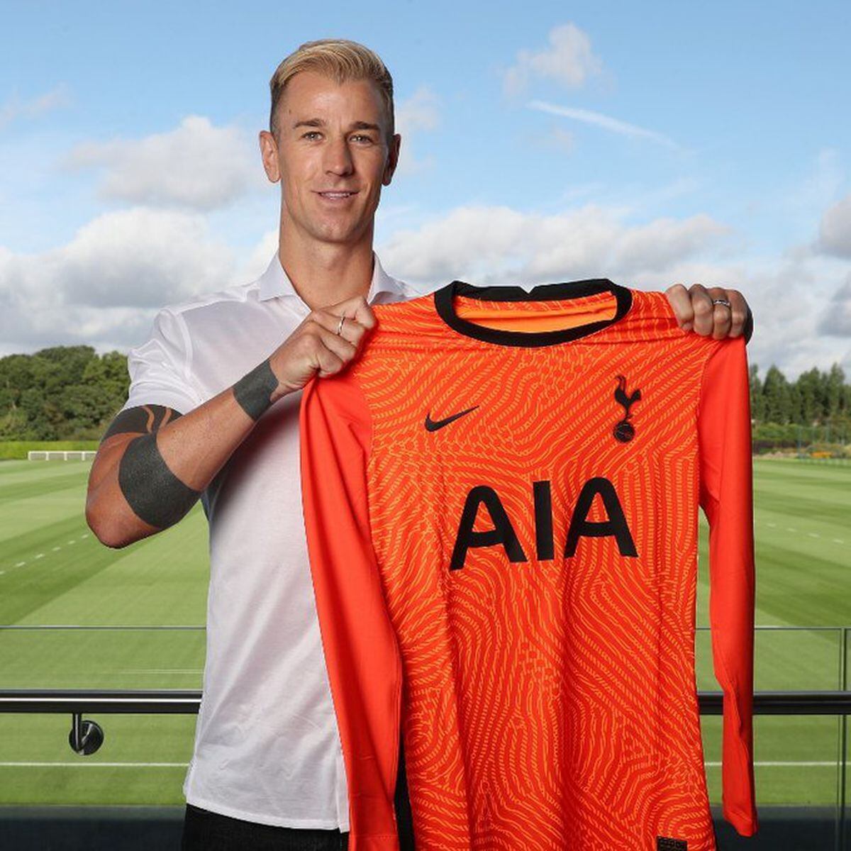 Joe Hart holds up a Spurs shirt after switching to north London in 2020. He was told by new boss Nuno a year later he was free to leave.