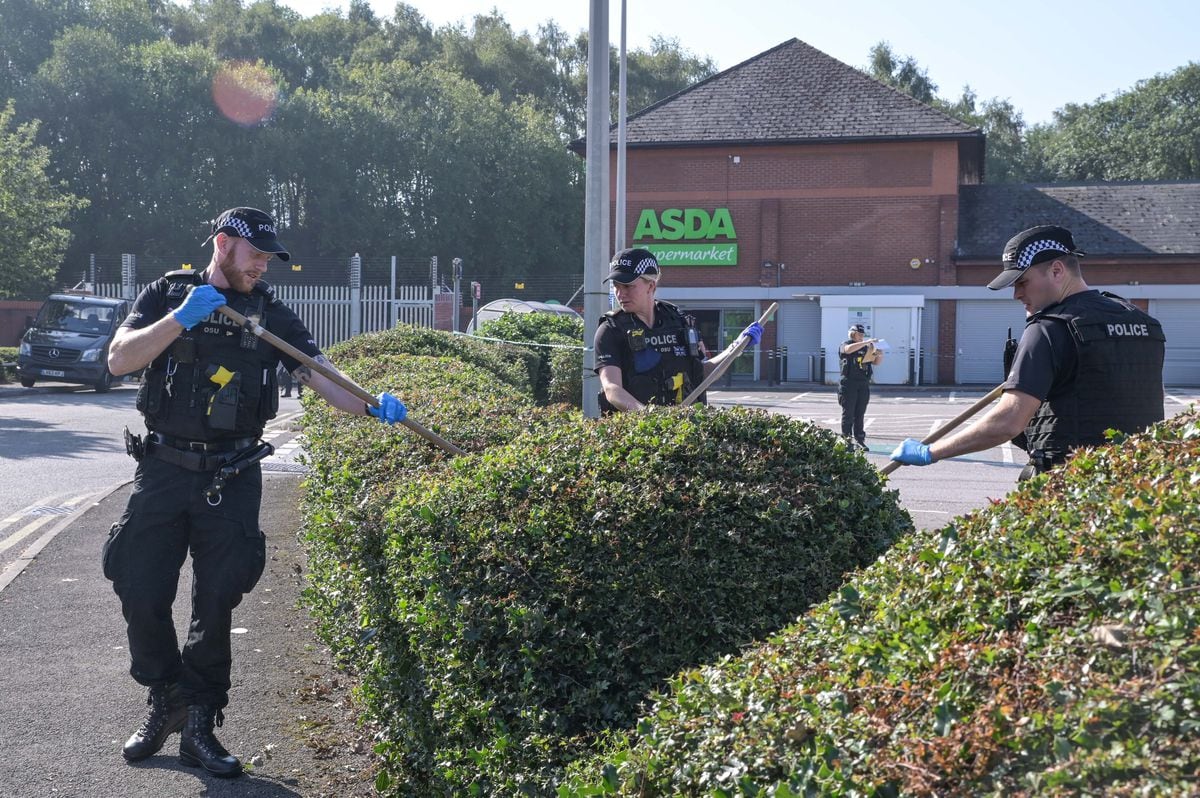 Police searched the car park in the hours after the murder. Photo: SnapperSK