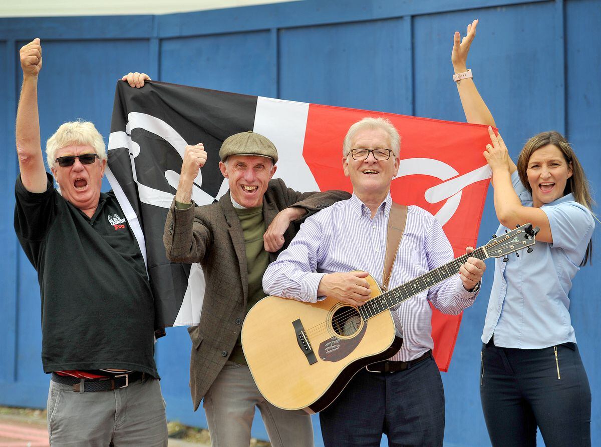 Keith Horsfall from Black Country Radio, musicians Billy Spakemon and Tom Stanton, and Vicky Rogers from Halesowen BID