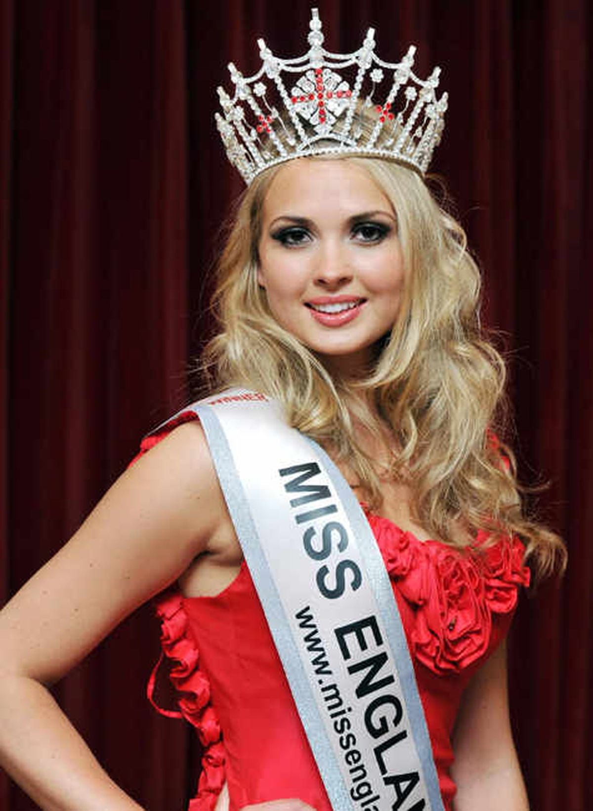 Midland Beauties Lose Out In Miss England Final Express And Star