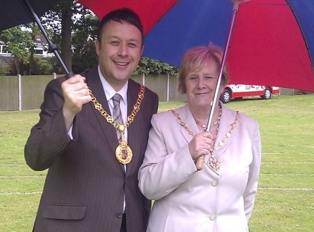 Former Walsall Mayor Garry Perry with his mother June during their year in office in 2011. Pic: Garry Perry