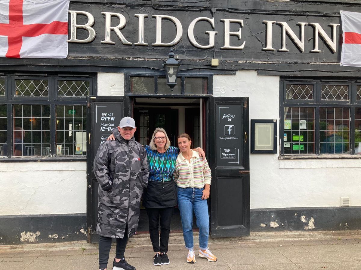 Wayne and Colleen Rooney had booked their lunch at the Bridge Inn in Brewood under the name McLoughlin