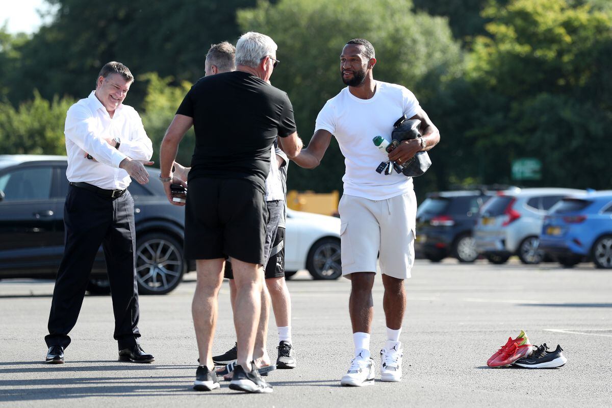 Steve Bruce Head Coach / Manager of West Bromwich Albion and Matt Phillips of West Bromwich Albion at West Bromwich Albion Training Ground on June 23, 2022 in Walsall, England. (Photo by Adam Fradgley/West Bromwich Albion FC via Getty Images).