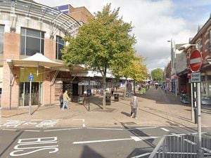 Queen Street in Sutton Coldfield was blocked off by police. Photo: Google Maps.