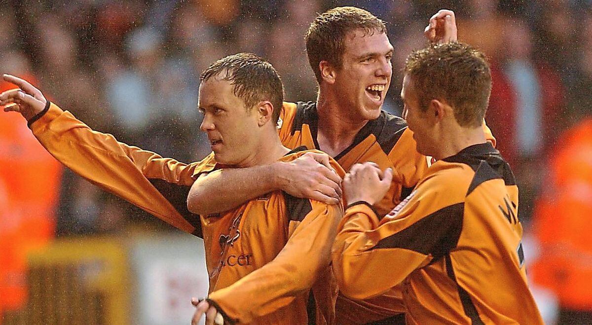 Celebrating a goal for Kevin Cooper versus Forest in 2004 with Kenny Miller