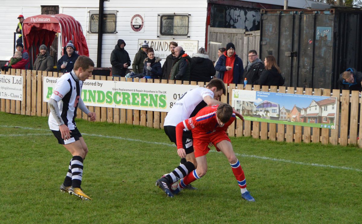 Action from Chasetown's game (Photo: Paul Mullins)
