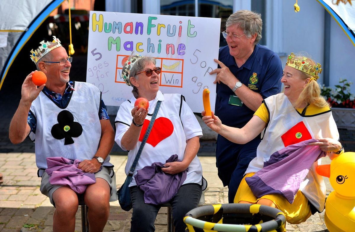 A human fruit machine, made up of Colin Graham, Jan Watson and Sylvia Keris