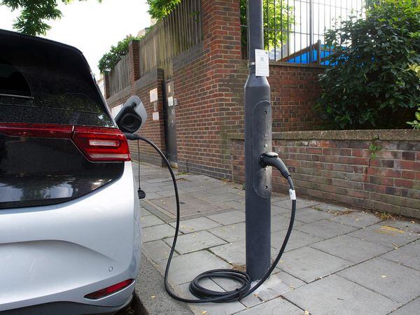 Government lays out £381m of EV charger funding