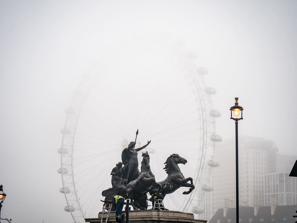London Eye in the fog