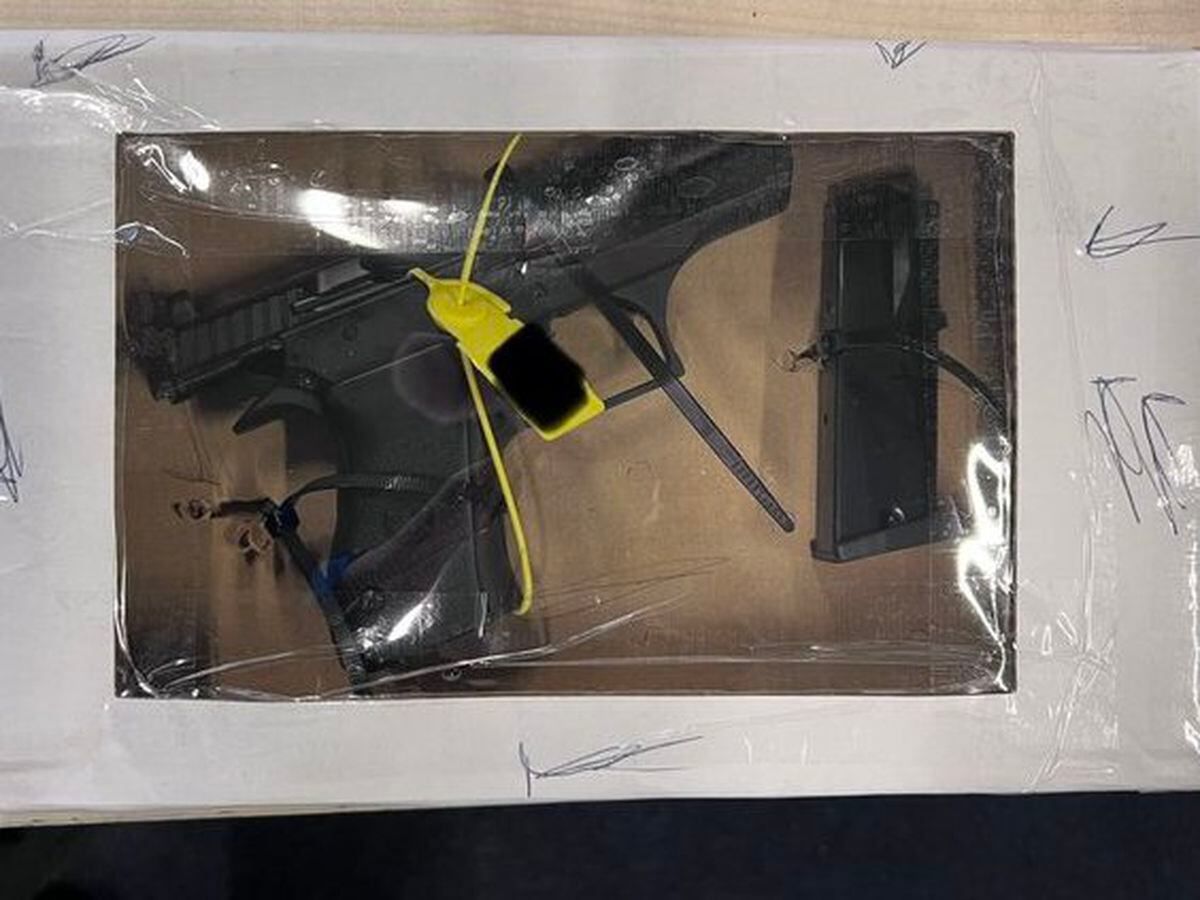 Police found a gun in the car (Image: West Midlands Police)