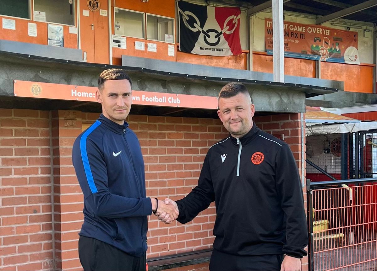 Prolific goalscorer Dan Westwood (left) has joined Mike Dunn's new look Bilston Town squad [pic credit: Bilston Town FC]
