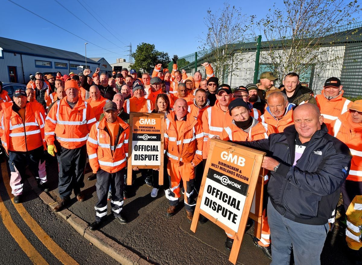 GMB workers striking in Sandwell
