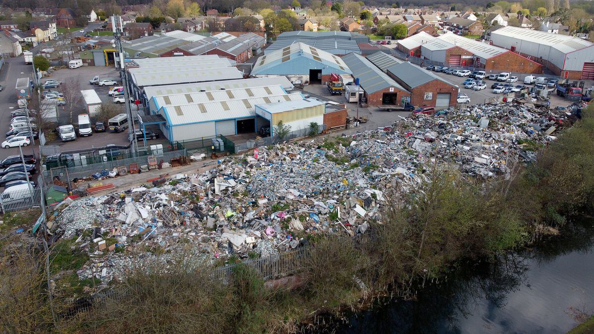 Aerial pic of the huge pile of rubbish near Haley Street, Willenhall