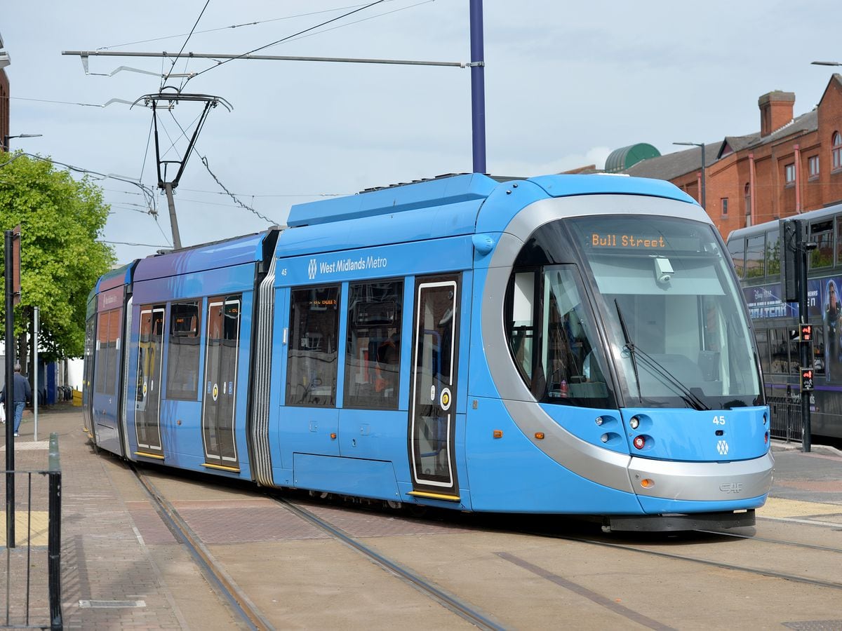 Late-night closures set for West Midlands Metro route due to overhead line work