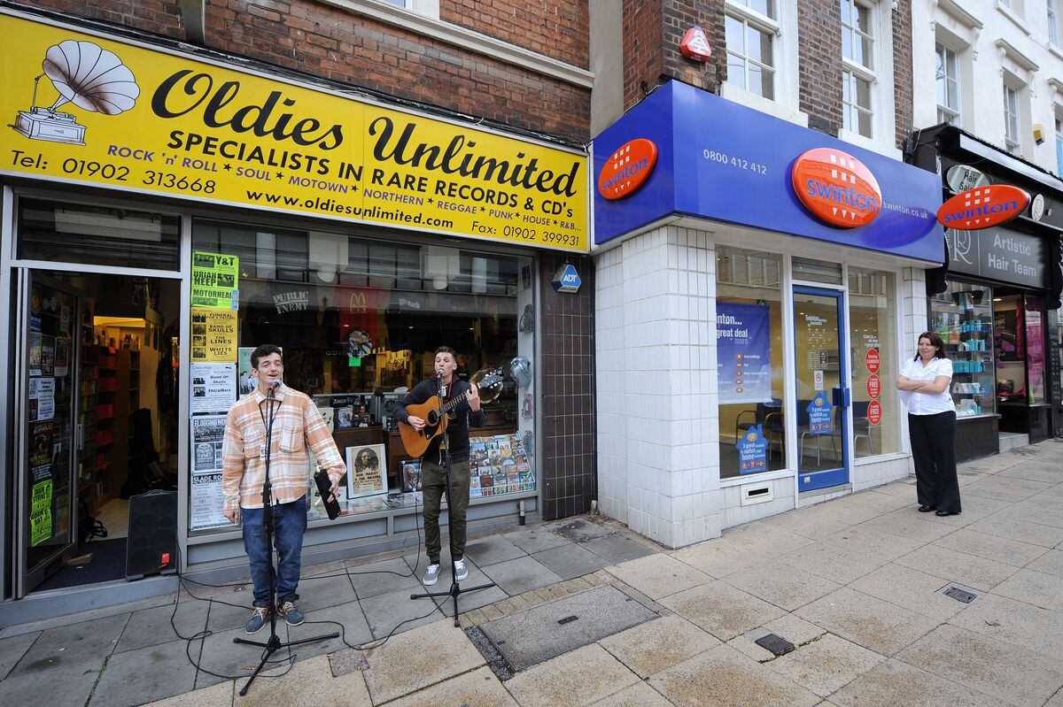 Members of By The Rivers popped in to Oldies Unlimited and performed an impromtu couple of songs in 2011