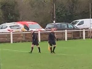 The moment the assistant ref storms off during the Dudley Town and Wolverhampton Casuals match. Image: Twitter/@_wrighty1