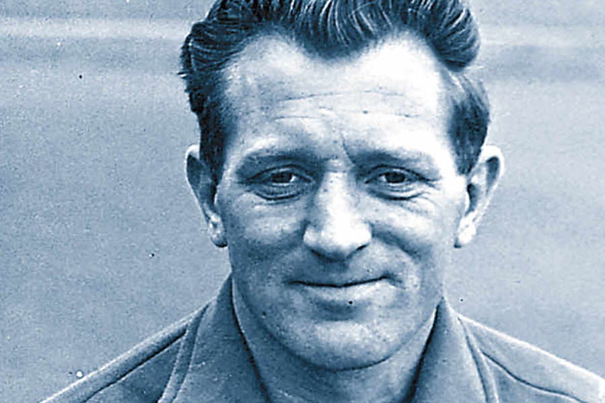 Ex-Walsall and Wolves player Bill Guttridge dies at age 82