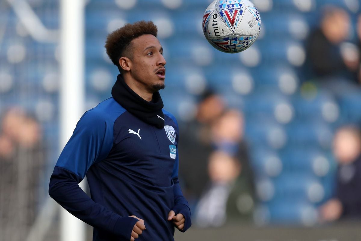 New signing Callum Robinson of West Bromwich Albion during the pre-match warm up (AMA)
