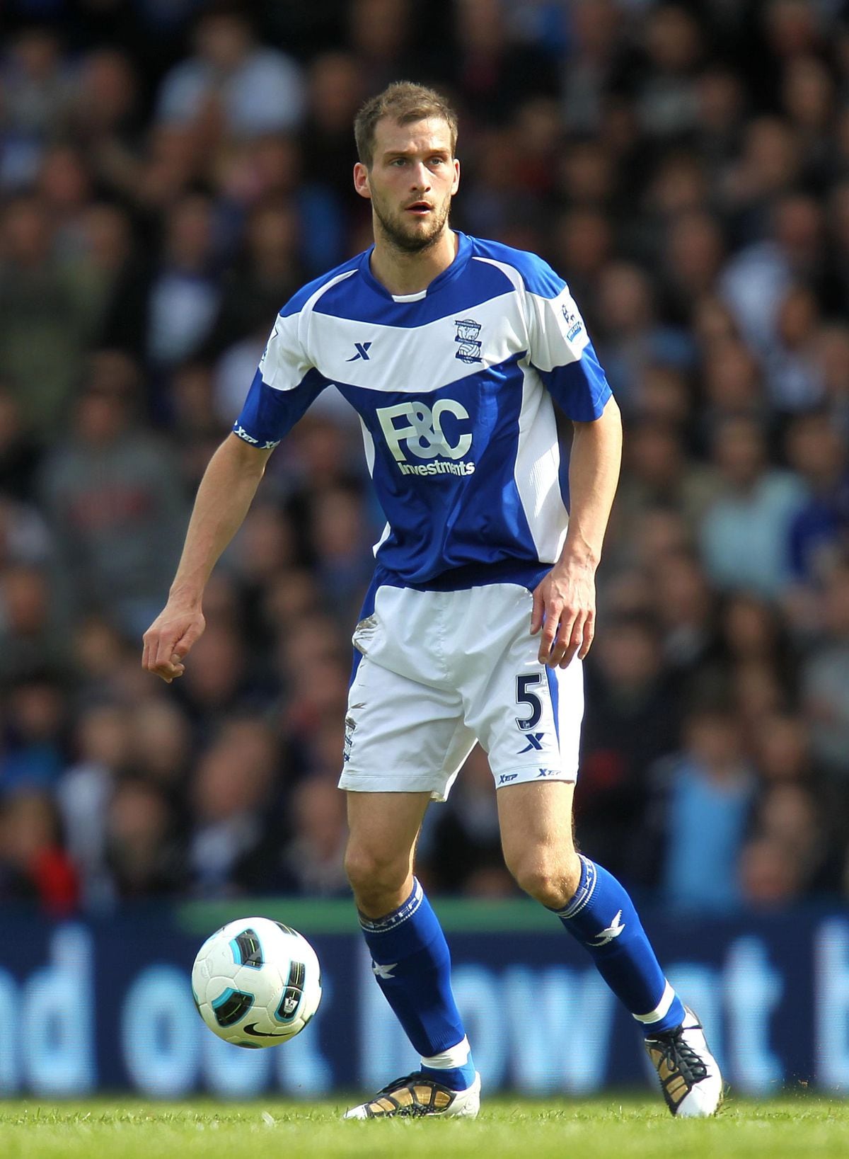 
              
File photo dated 02/04/2011 of Birmingham City's Roger Johnson. PRESS ASSOCIATION Photo. Issue date: Monday July 11, 2011. Wolves have agreed a  7million fee with Birmingham for defender Roger Johnson, Press Association Sport understands. See PA Story SOCCER Wolves. Photo credit should read: David Davies/PA Wire. RESTRICTIONS: Use subject to restrictions. Editorial print use only except with prior written approval. New media use requires licence from Football DataCo Ltd. Call +44 (0)1158 447447 or see www.pressassociation.com/images/restrictions for full restrictions.
            
